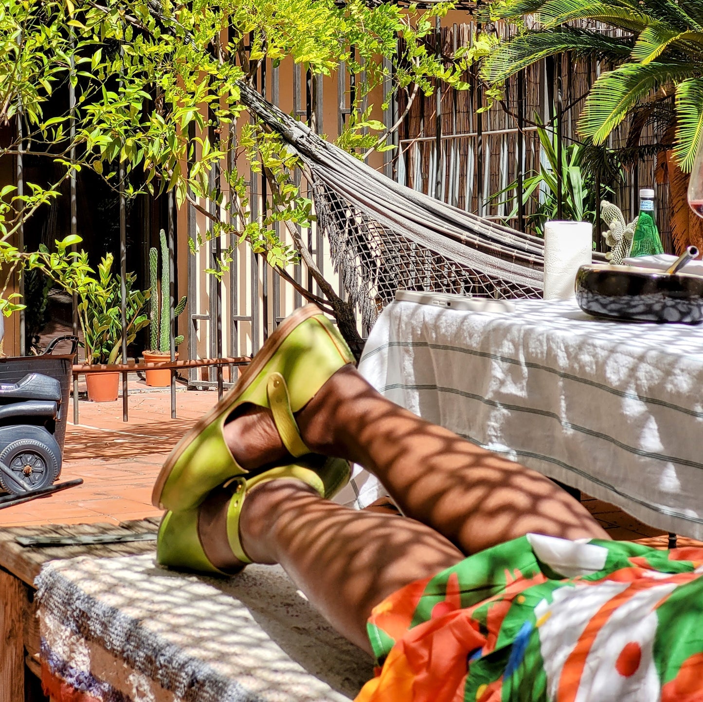 THE CATU. TOAST W NORI STRAP