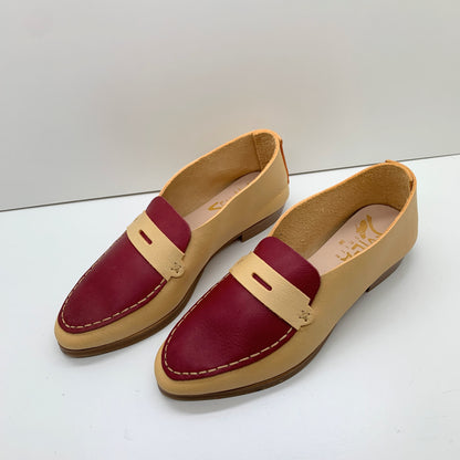 THE PENNY. BB BUTTER. POMEROL LAKE. BUTTER MASK. UNDYED THREAD. 2CM