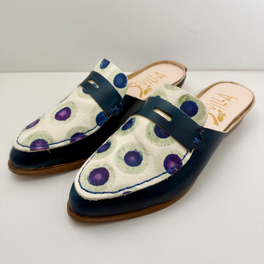 The Mia in Azure With Taho Lake in Atis & Ube Double Polka Dots and Azure Mask