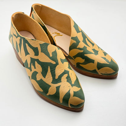 The Kim in Butter with Reverse Vines in Buko