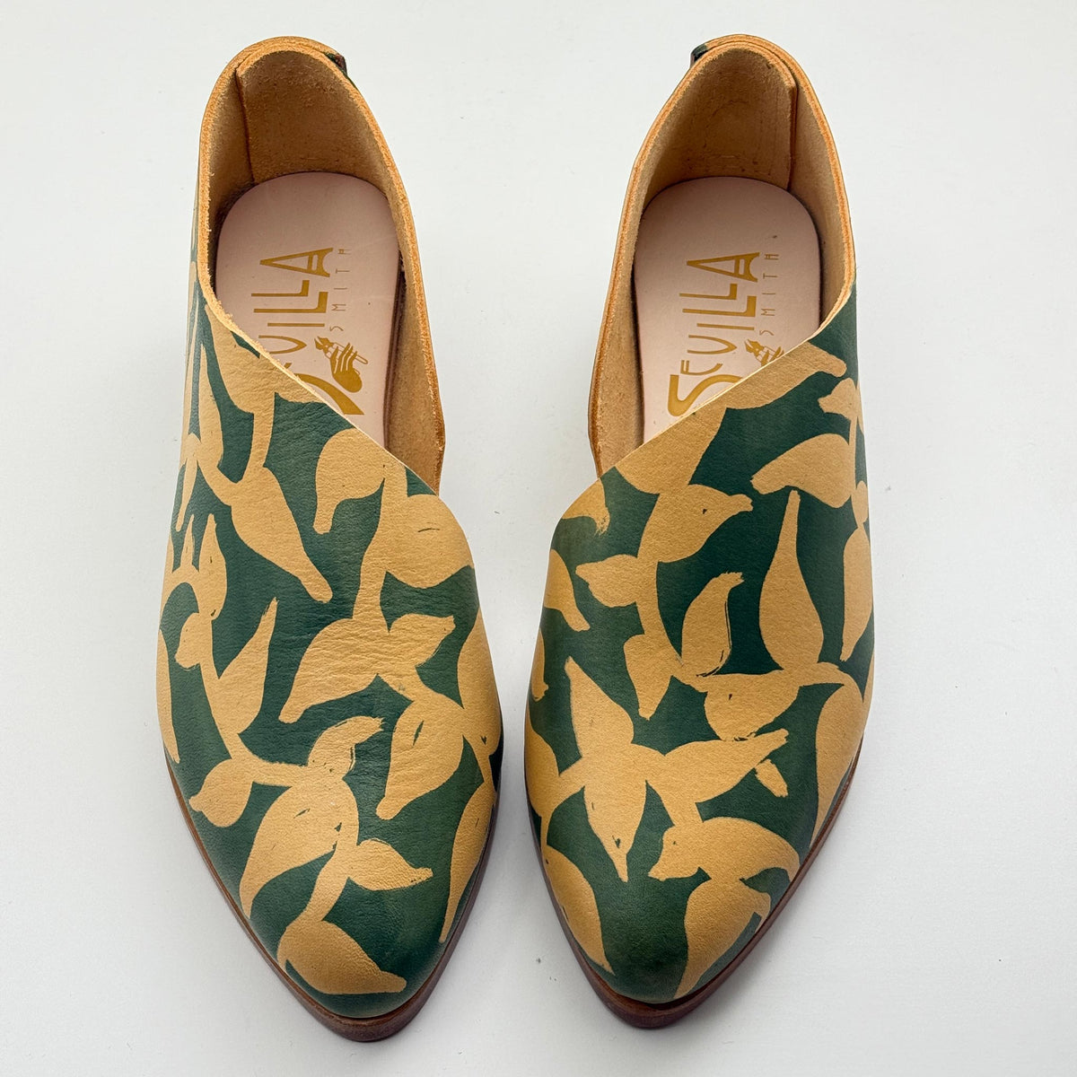 The Kim in Butter with Reverse Vines in Buko
