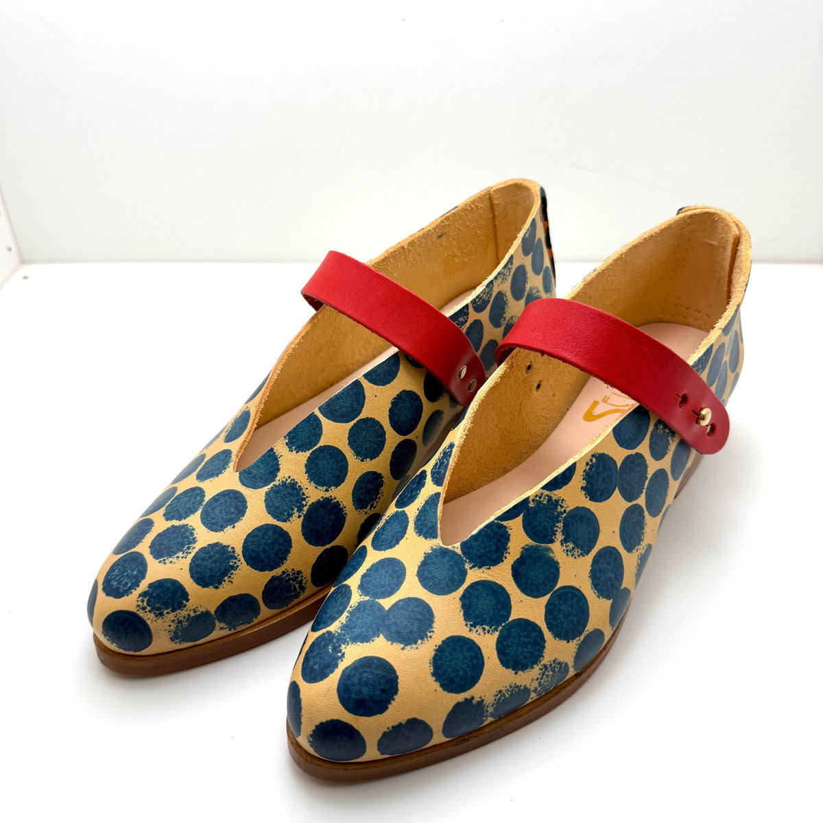 The Marta in Cebu Polka Dots with Fiesta Strap