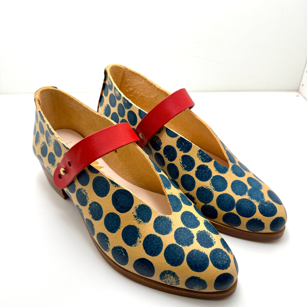 The Marta in Cebu Polka Dots with Fiesta Strap