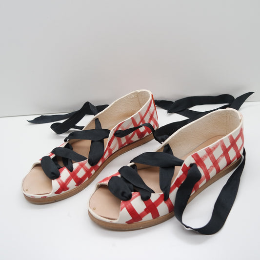 THE KEITH. APPLE GINGHAM