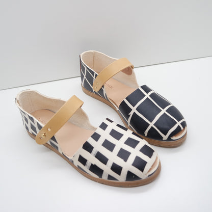 THE CATU. MONDRIAN MISMATCHED. NORI. BUTTER STRAP