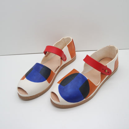 THE CATU. CIRCLE BLOCKS PRINT. MAJORELLE BLUE. TOAST. FIESTA STRAP