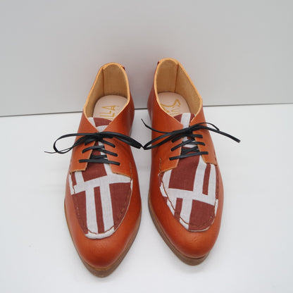 READY MADE. SIZE 39. THE CHUCK. BB TOAST W BROWN AND WHITE ACE AND JIG LAKE. 2CM (D7)