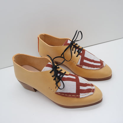 READY MADE. SIZE 37. THE CHUCK. BB BUTTER W BROWN AND WHITE ACE AND JIG LAKE. 3CM (D9)