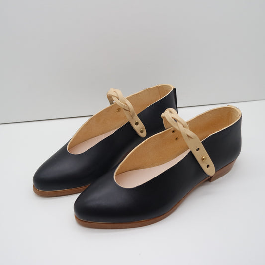 THE PEPA. BB NORI W BRAIDEDBUTTER STRAP.