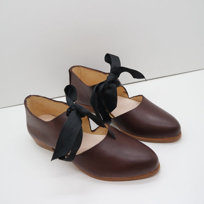 THE MARY. BB TAMARIND W BLACK RIBBON LACE. EDGE INKED.