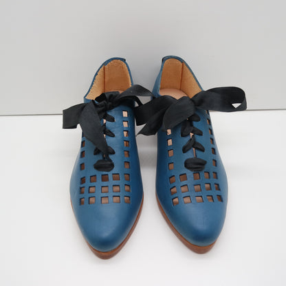 THE ERICA. BB CEBU BLUE. EDGE INKED. BLACK RIBBON LACE.