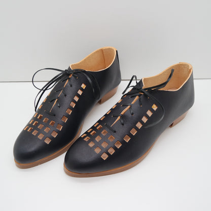 READY MADE. SIZE 36. THE ERICA. BB TAMARIND. BROWN BLACK STRIPE RIBBON. 3CM