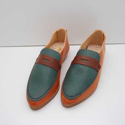 THE PENNY. BB TOAST. AGAVE LAKE. TRONCATO CUOIO MASK. BROWN THREAD.