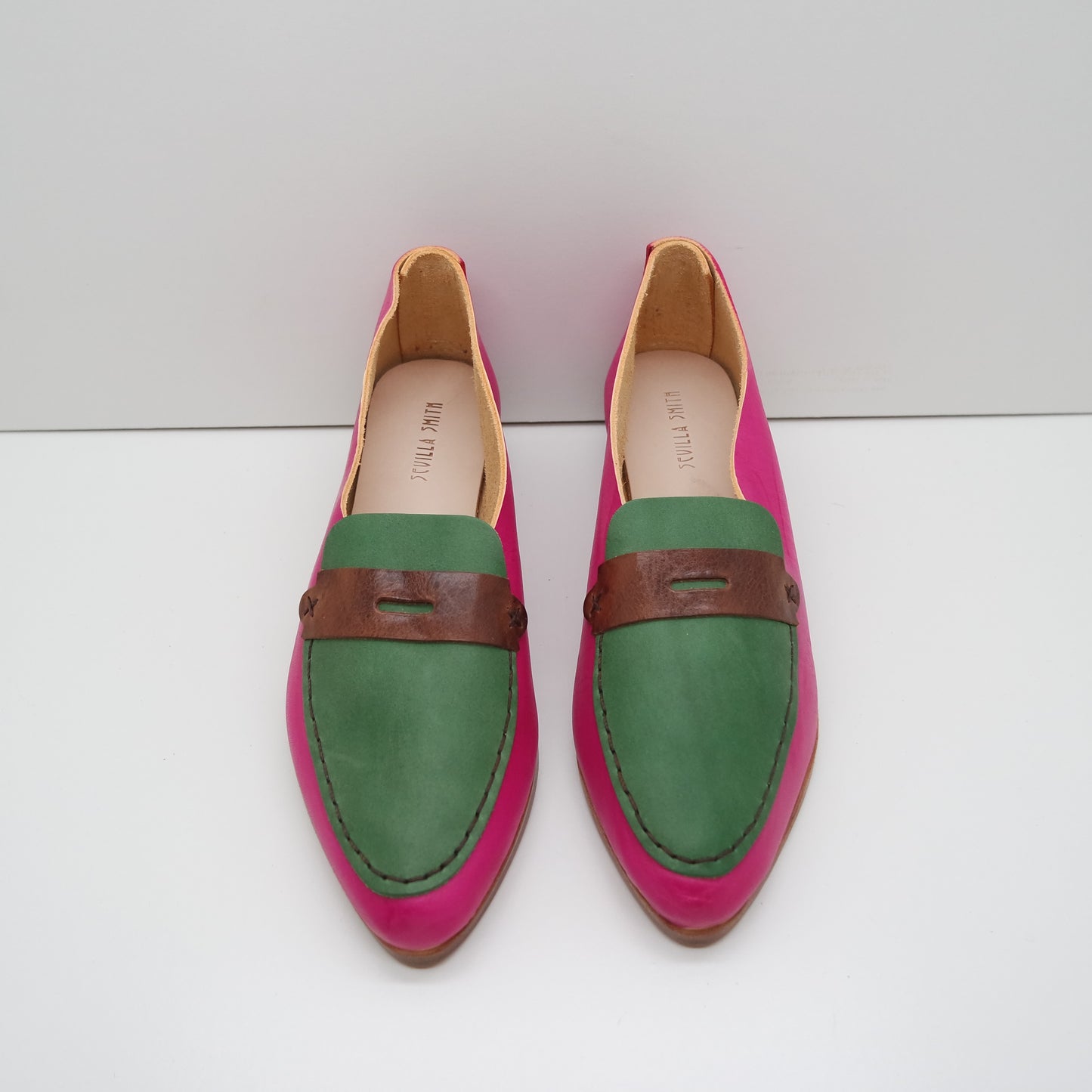 THE PENNY. BB RAMBUTAN. AVOCADO LAKE. IBIZA CUOIO NERO MASK. BROWNTHREAD.