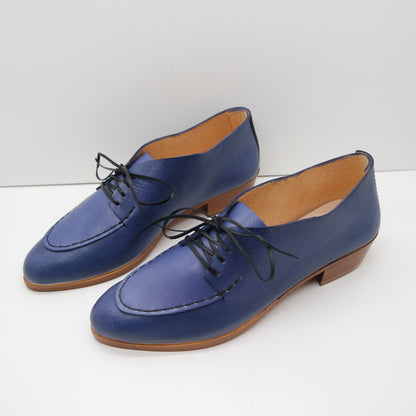 THE CHUCK. BB AZURE W AZURE LAKE. EDGE INKED. BLACK THREAD.