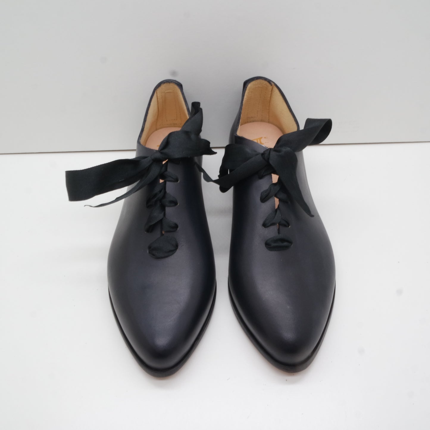 THE LARS. BB NORI W SOLES OVERDYED. RIBBON LACE. EDGE INKED.