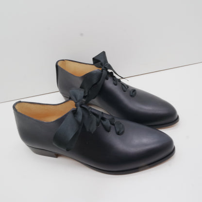 THE LARS. BB NORI W SOLES OVERDYED. RIBBON LACE. EDGE INKED.