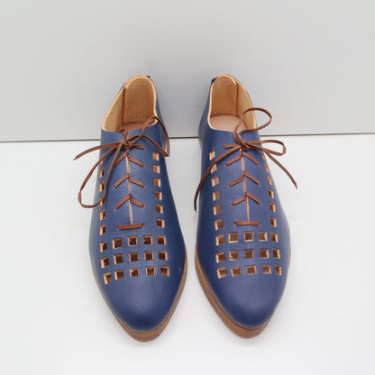 THE ERICA. BB AZURE. BROWN LACE.