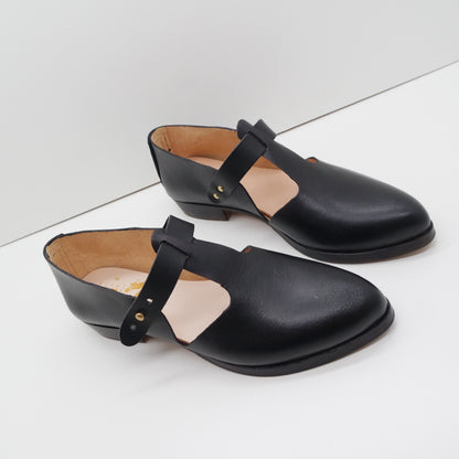 THE ELEANOR. BB NORI W NORI STRAP. EDGE INKED. OVERDYED SOLE