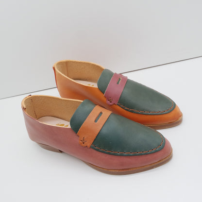 THE PENNY. BB TOAST. MISMATCHED MASK AND BASE IN BLUSH AND TOAST WITH AGAVE LAKE.  TOAST THREAD.