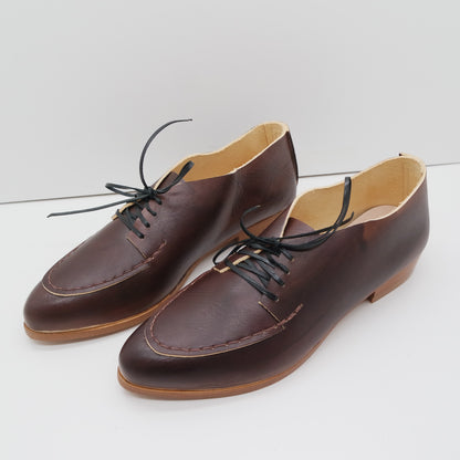 THE CHUCK. BB TAMARIND W TAMARIND LAKE. BROWN THREAD.