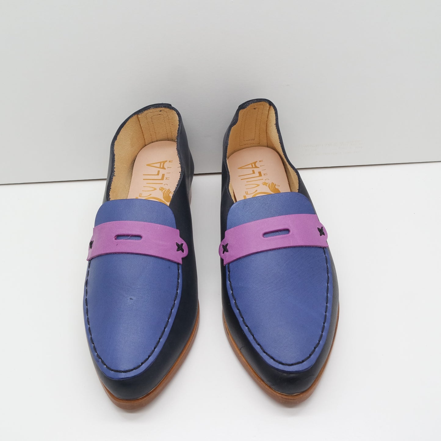 THE PENNY. BB NORI. AZURE LAKE. VIOLET MASK. BLACK THREAD. EDGE DYED.
