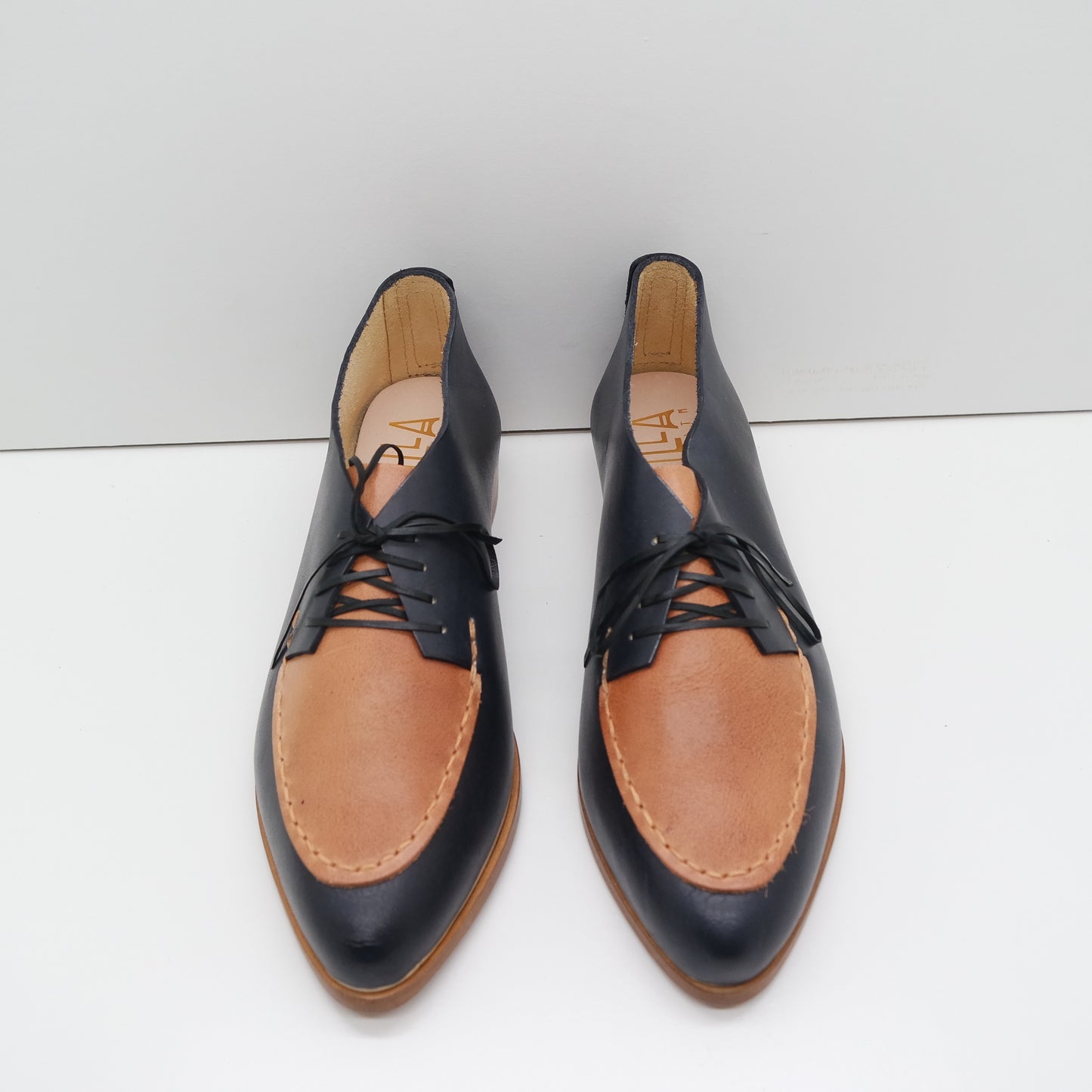 THE CHUCK. BB NORI. IBIZA CAMELLO LAKE. UNDYED THREAD.