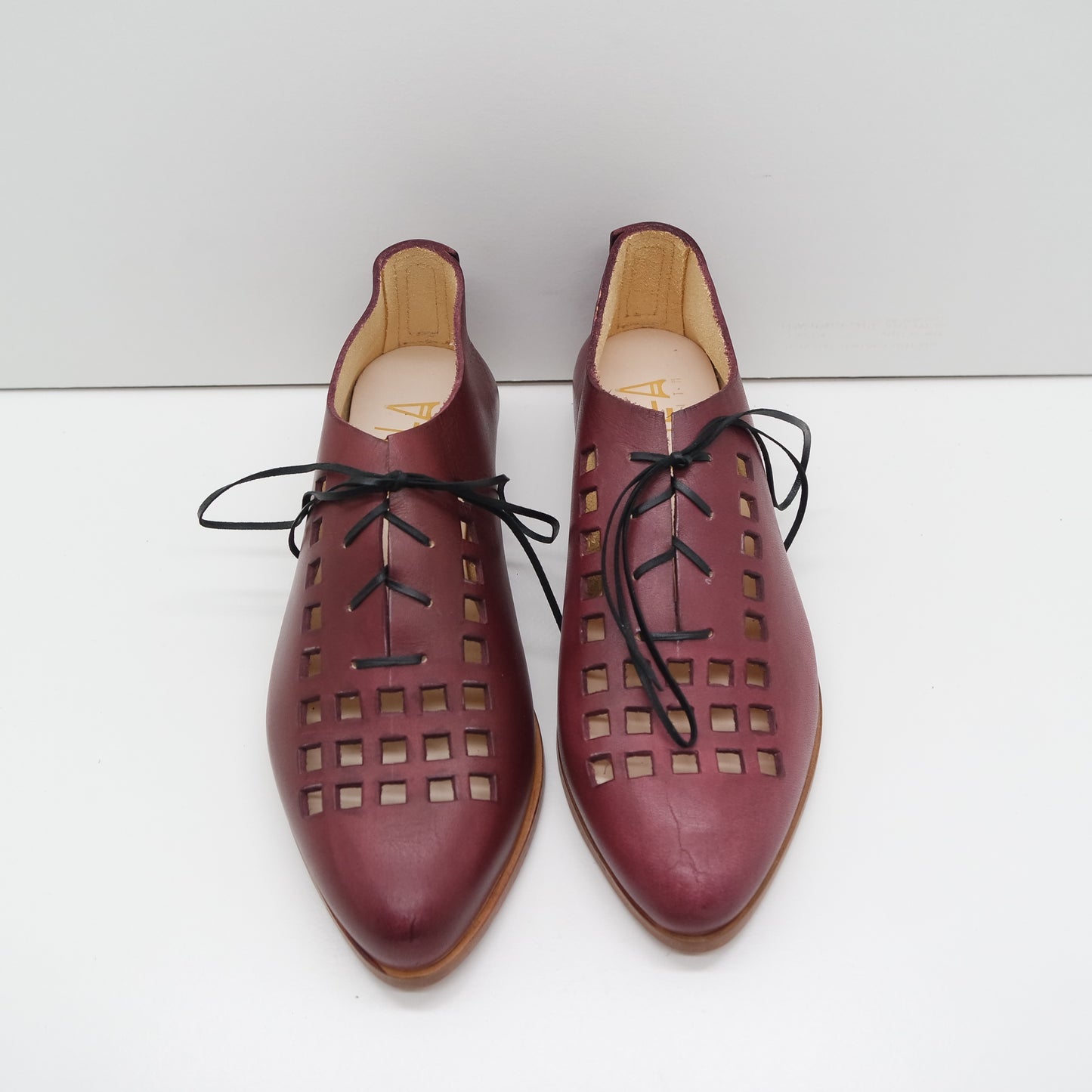 THE ERICA. BB CLARET WITH BLACK LACE. EDGE INKED.