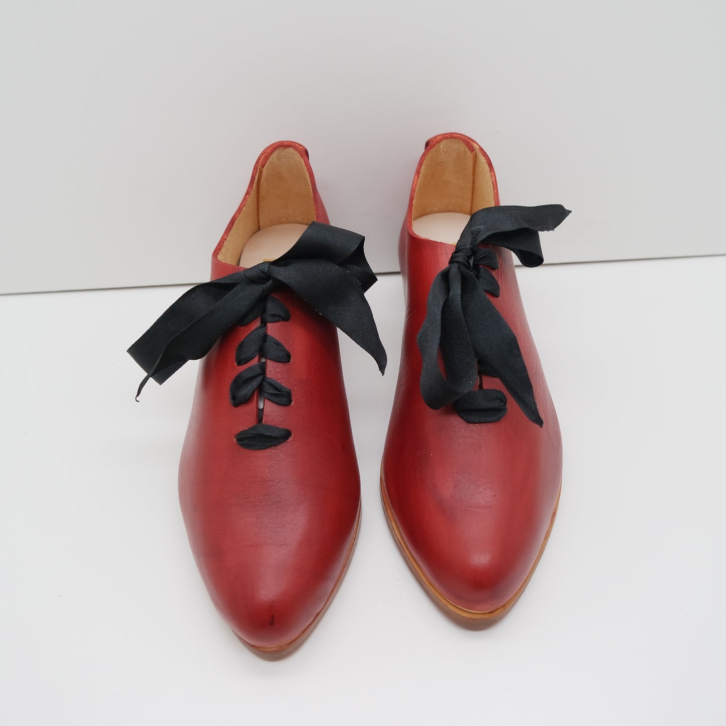 THE LARS. BB APPLE W SOLES OVERDYED. BLACK RIBBON LACE. EDGE INKED.