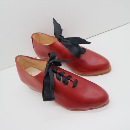 THE LARS. BB APPLE W SOLES OVERDYED. BLACK RIBBON LACE. EDGE INKED.