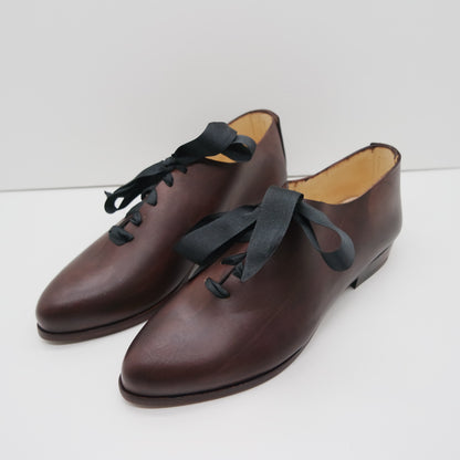 THE LARS. BB TAMARIND W SOLES OVERDYED. BLACK RIBBON LACE. EDGE INKED.