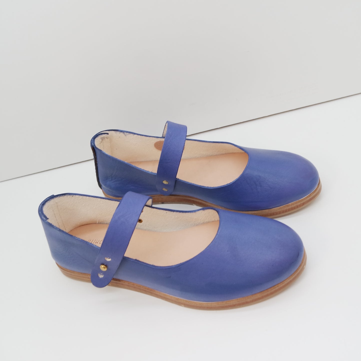 THE DEE DEE. BAREFOOT AZURE. EDGE INKED