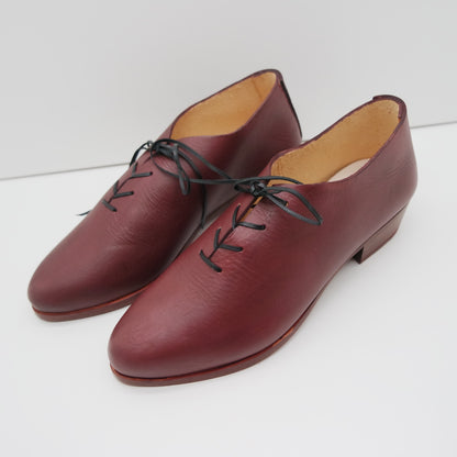 THE LARS. BB CLARET W SOLES OVERDYED. BLACK LACE. EDGE INKED.