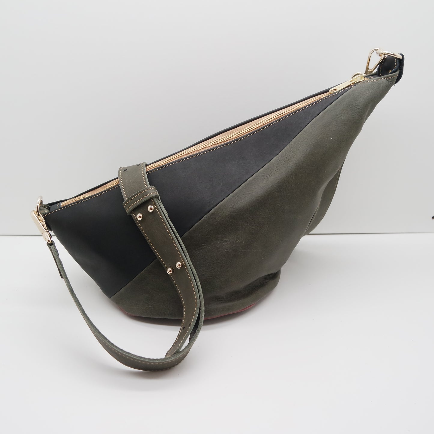 MAMA DAY SALE. THE MARISOL BAG. NERO MOSS 111