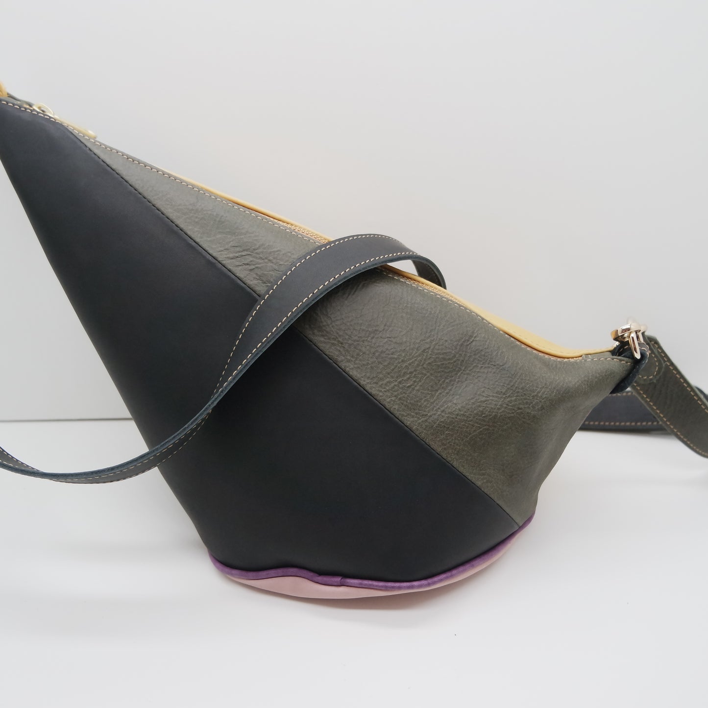 MAMA DAY SALE. THE MARISOL BAG. TULIP MOSS. 120