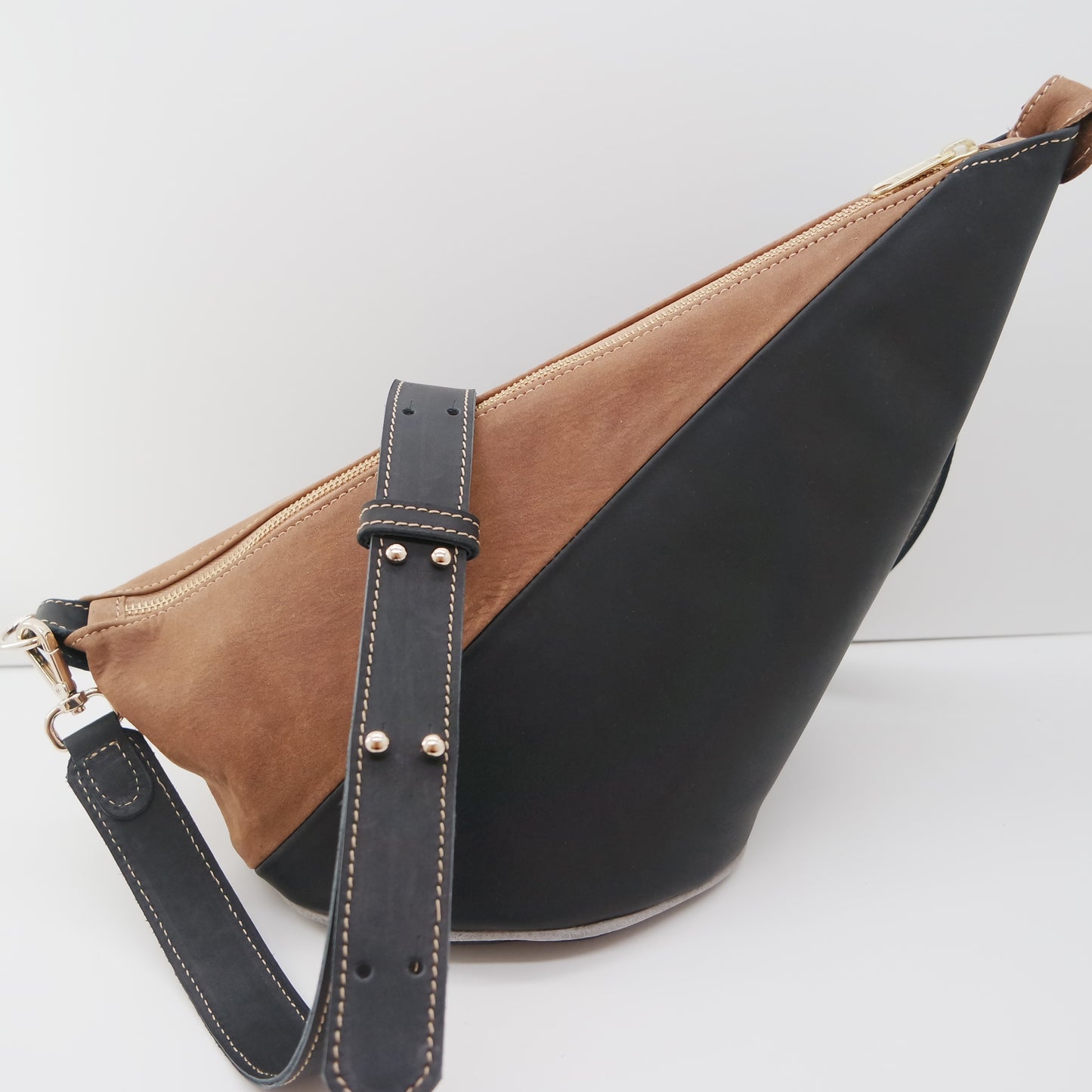 MAMA DAY SALE. THE MARISOL BAG. WOOD NERO. 140.