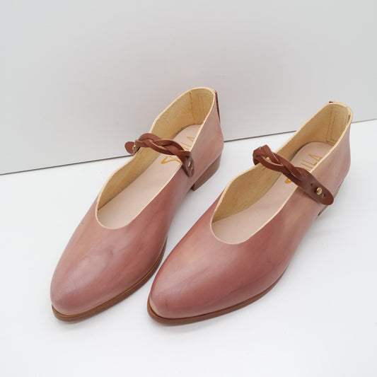 MAMA DAY SALE. SIZE 42. THE PEPA. BLUSH WITH BRAIDED CUOIO STRAP. 2CM. (DYE SAMPLE). 103