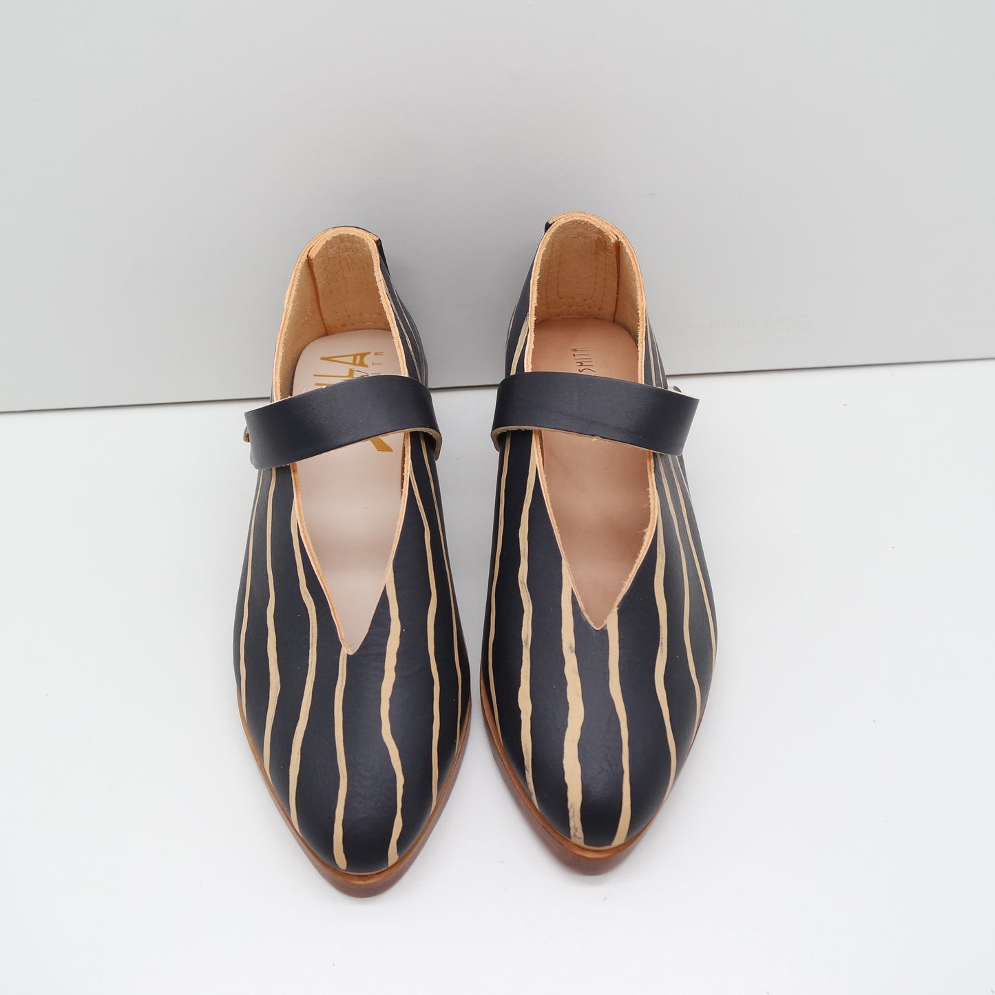 MAMA DAY SALE. SIZE 35. THE MARTA. REVERSE STRIPE. BB NORI W NORI STRAP. 3CM HEEL. (MISMATCH INSOLES). 104