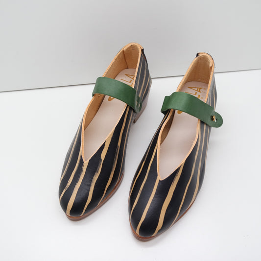 MAMA DAY SALE. SIZE 35. THE MARTA. REVERSE STRIPE. BB NORI W AVOCADO STRAP. 3CM HEEL. 107