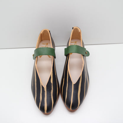 MAMA DAY SALE. SIZE 35. THE MARTA. REVERSE STRIPE. BB NORI W AVOCADO STRAP. 3CM HEEL. 107