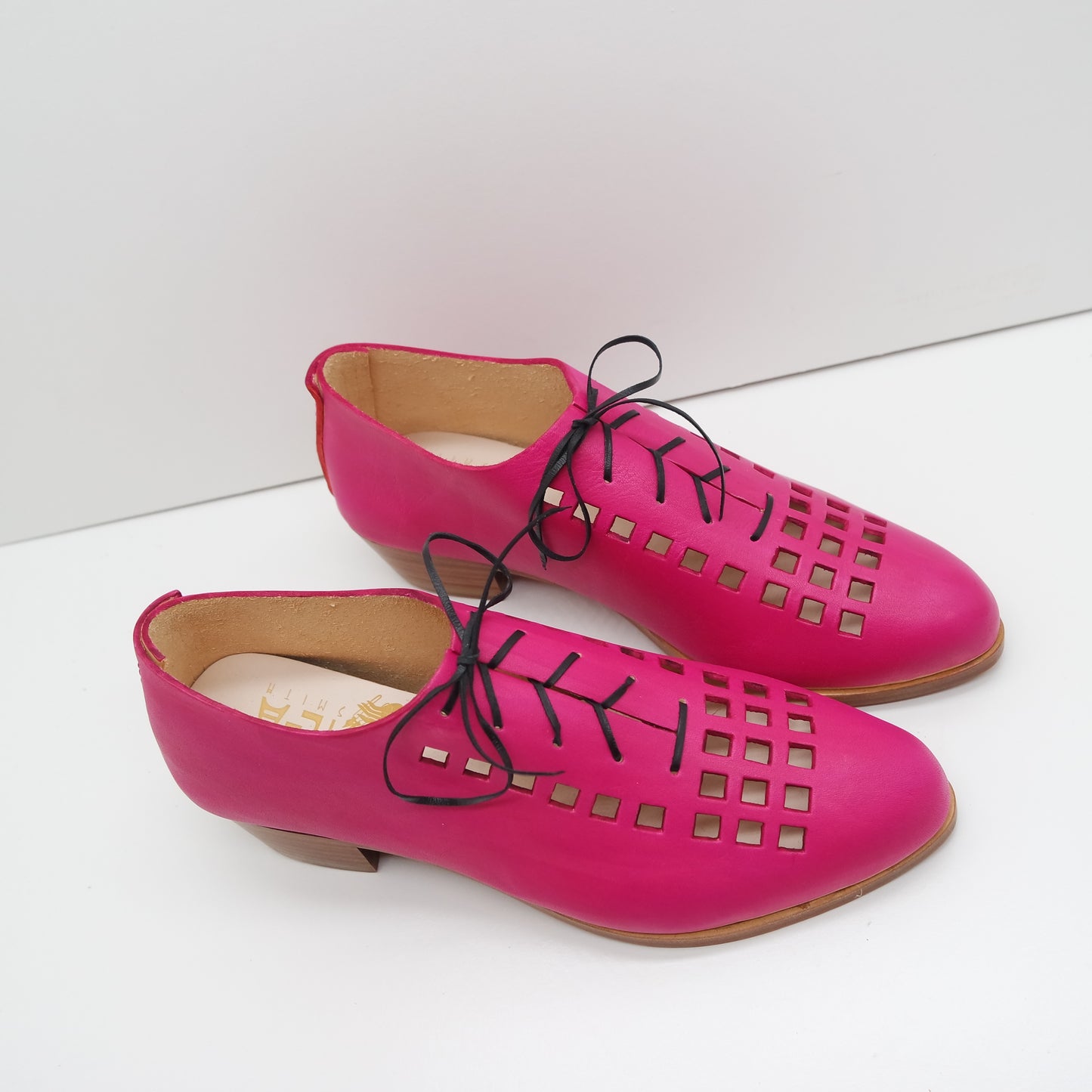 MAMA DAY SALE. SIZE 38. THE ERICA. RAMBUTAN WITH EDGE INK. 3CM. 109