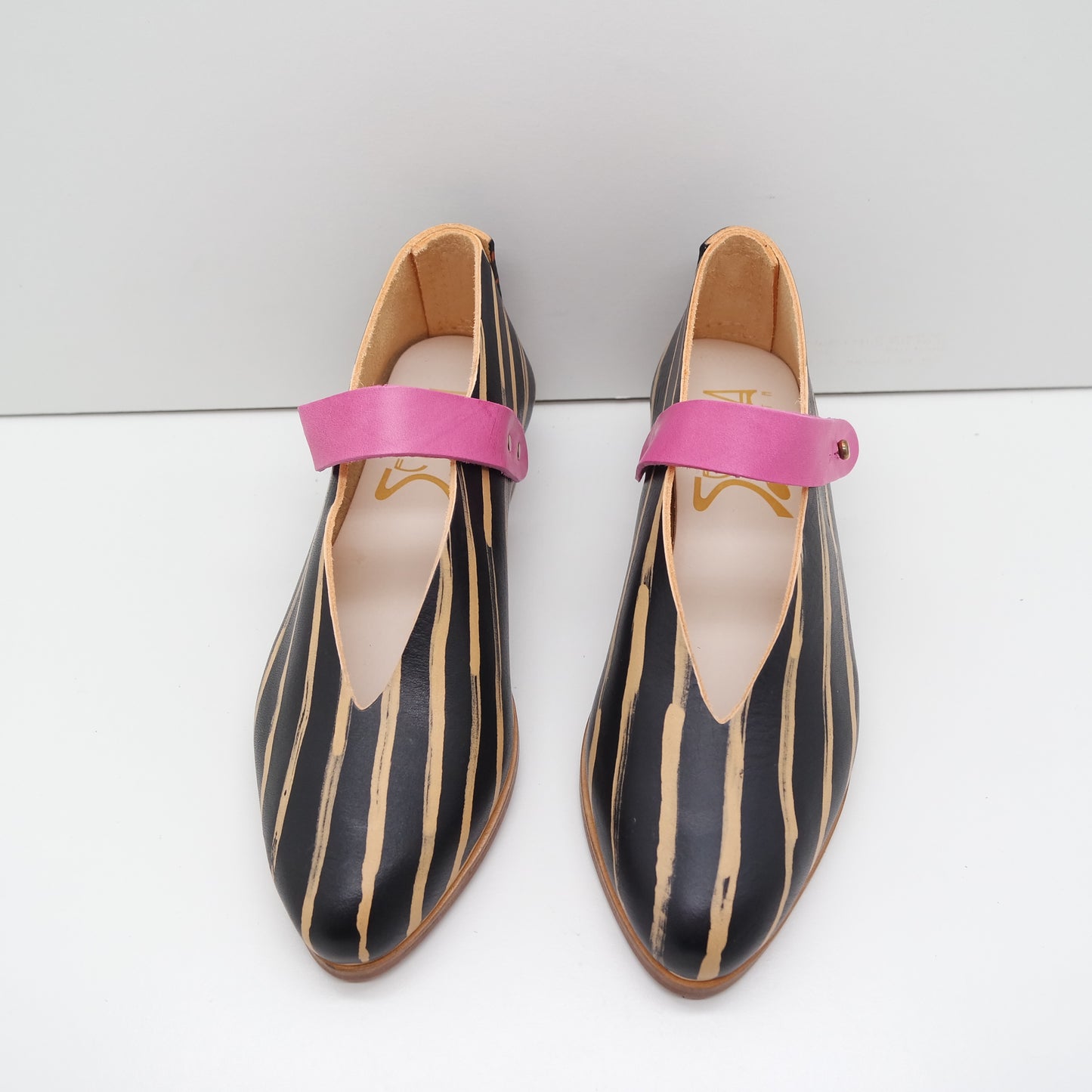 MAMA DAY SALE. SIZE 36. THE MARTA. REVERSE STRIPE. NORI W PORPORA STRAP. 3CM. 110