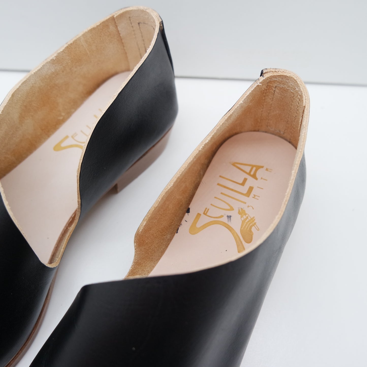 MAMA DAY SALE. SIZE 39. THE KIM. NORI. 121