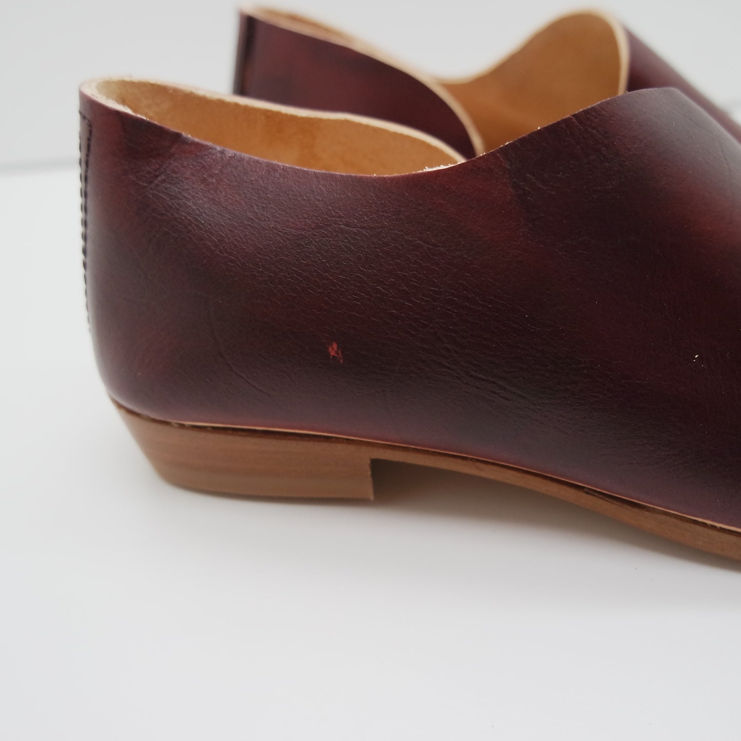 MAMA DAY SALE. SIZE 37. THE KIM. BURGUNDY. (DYE EXPERIMENT) 127