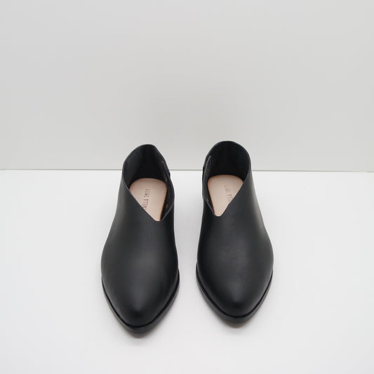 The Audrey.  Brasil Nero with Black Sole