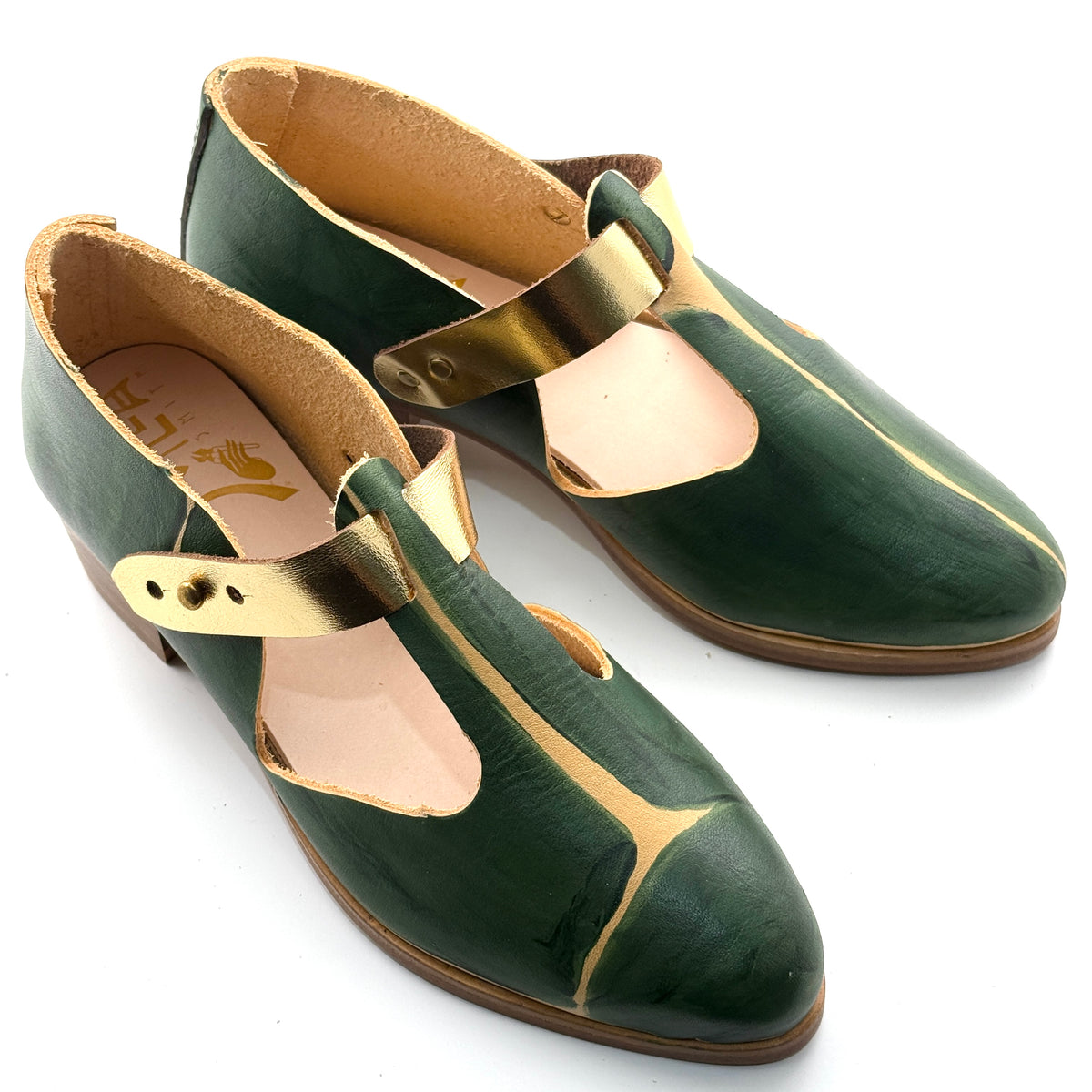 The Eleanor in Buko Giraffe Pattern and Gold Strap